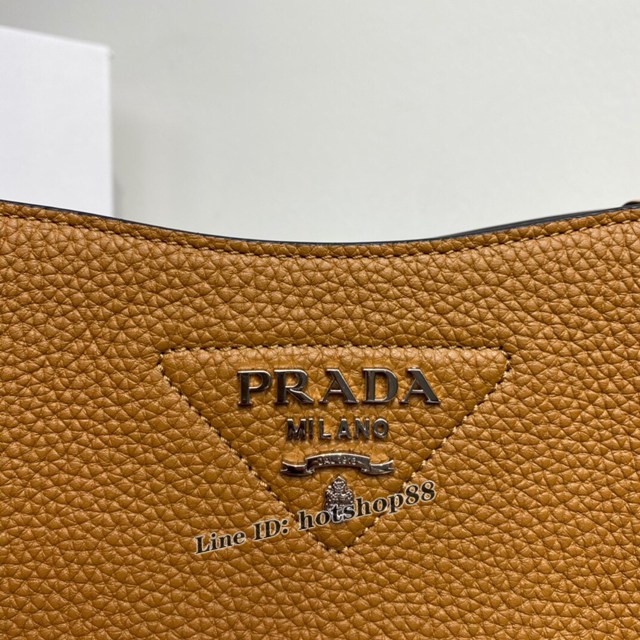 Prada專櫃新款休閒女士單肩包 1BH191 普拉達皮革迷你單肩包 csp1127